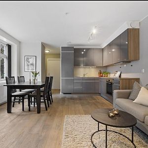 Studio Appartement met Twee Slaapkamers
